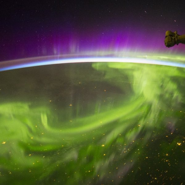 Aurore boréale vue de la Station spatiale internationale