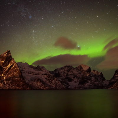 Aurores aux îles Lofoten, Norvège. Photo : Alexander Perov